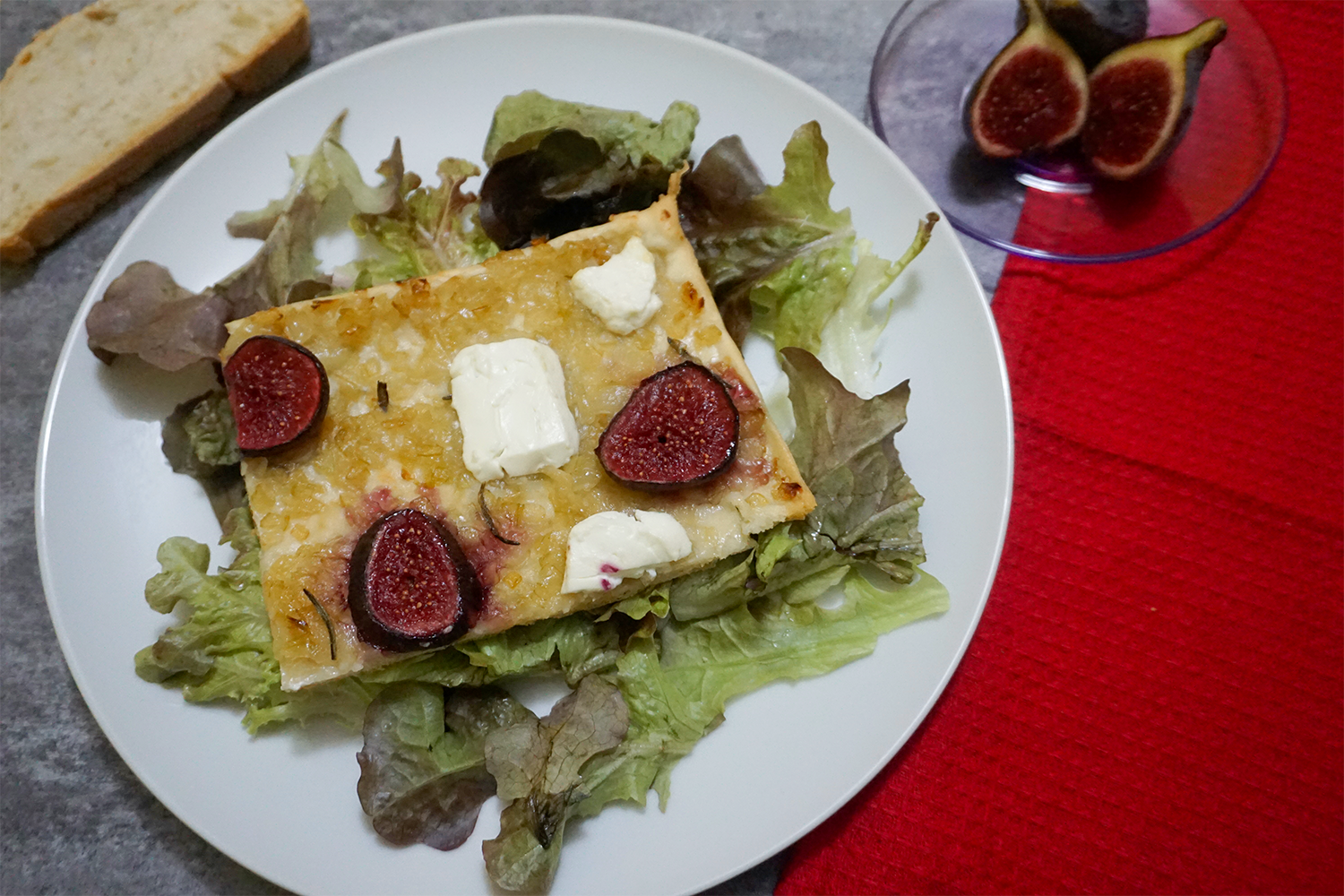 pizza au chèvre et figues